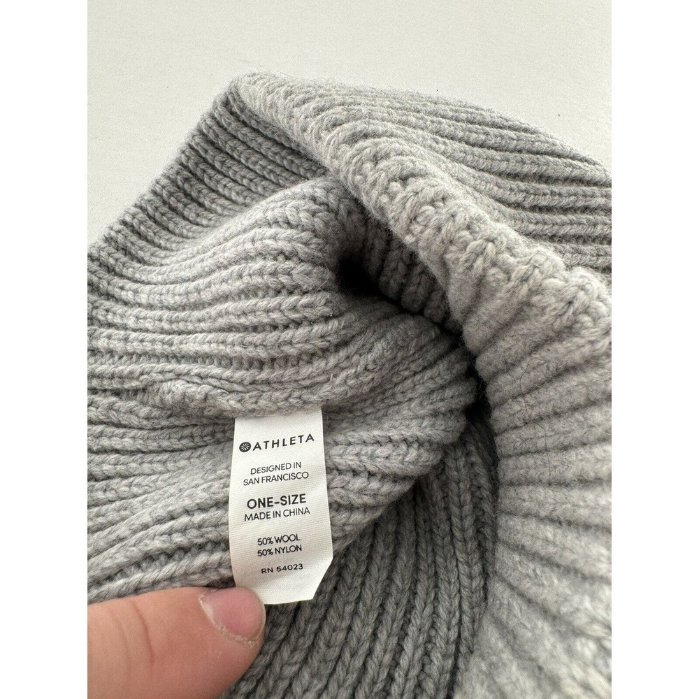 Athleta Hat Beanie Wool Women’s Grey One Size Slouchy Stripe Warm Casual Ribbed‍ - Picture 6 of 7